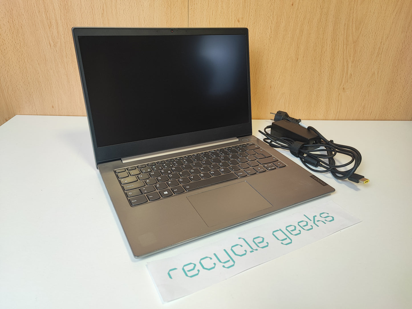 Lenovo ThinkBook 14 IIL i5 1035G1 16GB Ram 512GB SSD