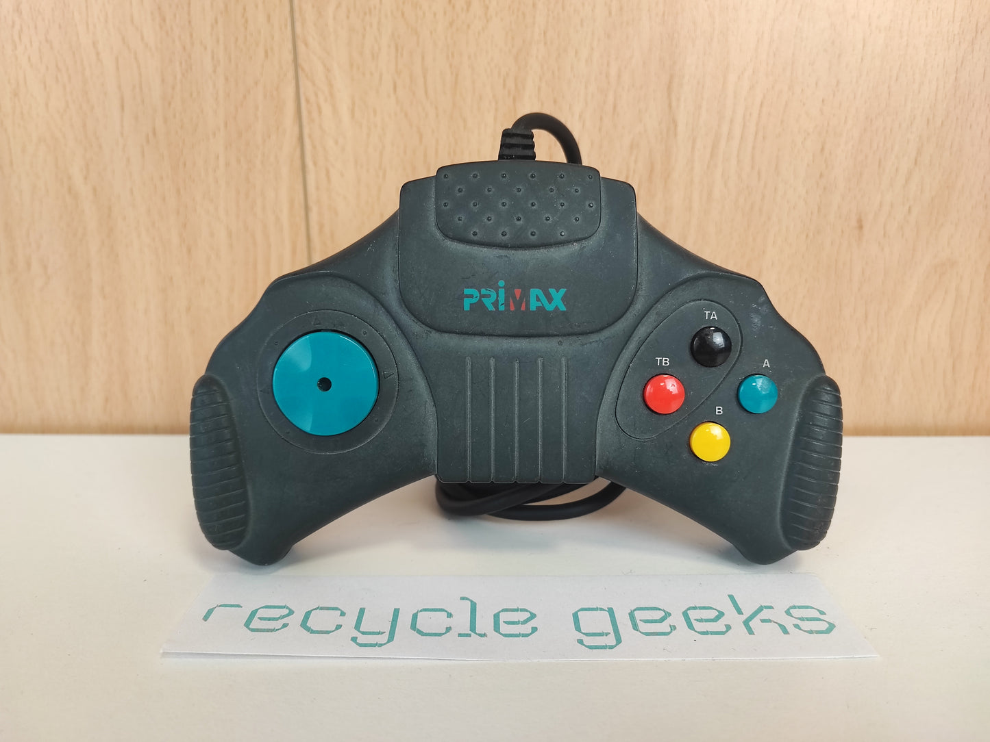 Gamepad PRIMAX - Estado: Muito Bom - B