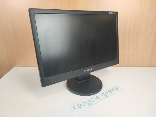 Monitor Samsung 943SN 19" 1360 x 768 Estado: Muito Bom - B