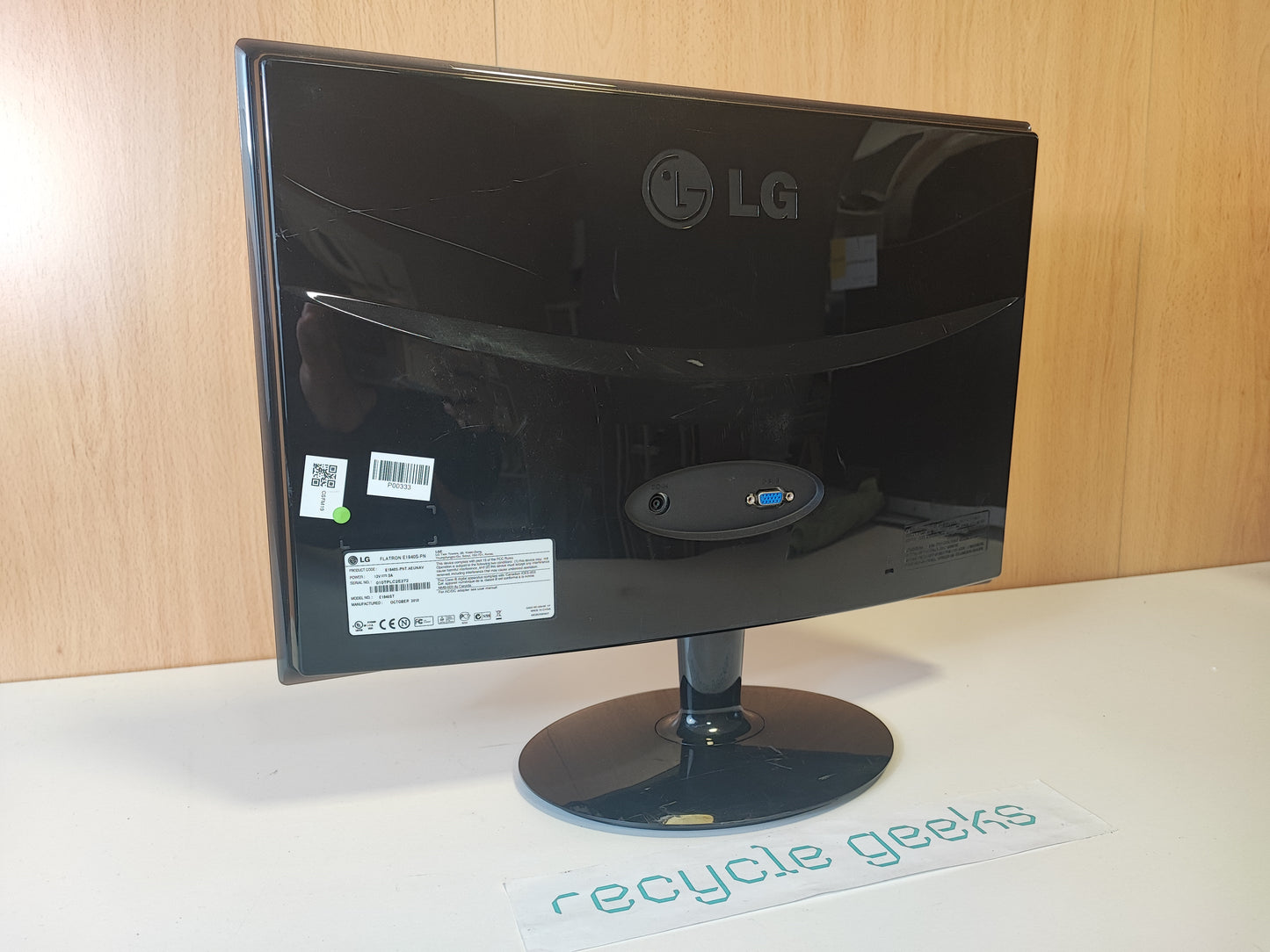 Monitor LG Flatron E1940S-PN 19'' 1360x768 Estado: Muito Bom - B