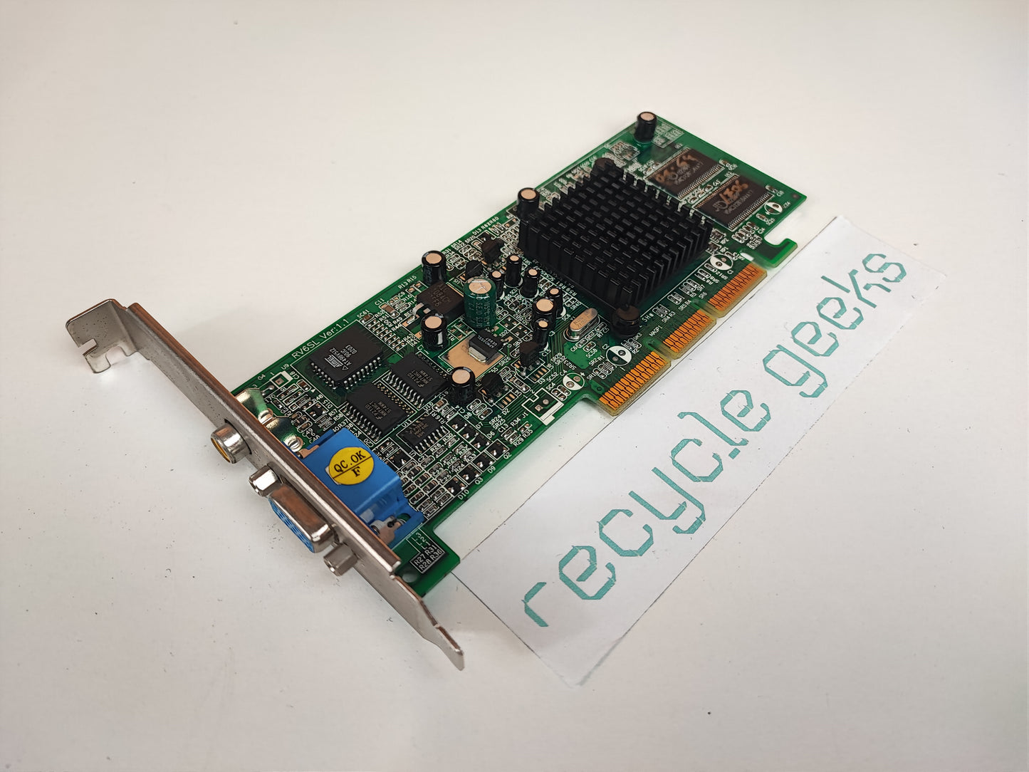 Placa Video e Audio Sem Marca RV6SL-B2 Estado: Muito Bom - B