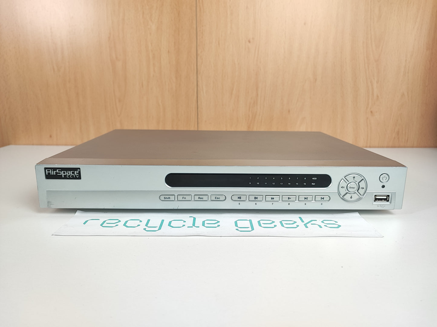 Gravador de Vídeo Digital AirSpace CCTV SAM-1532 Estado: Muito Bom - B