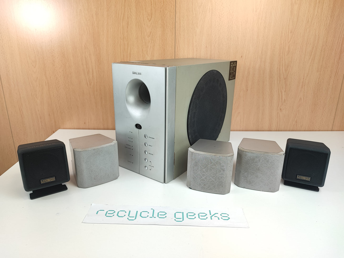 Sistema de Som Home Theater Denver DSS-300 5.1 Estado: Razoável - C