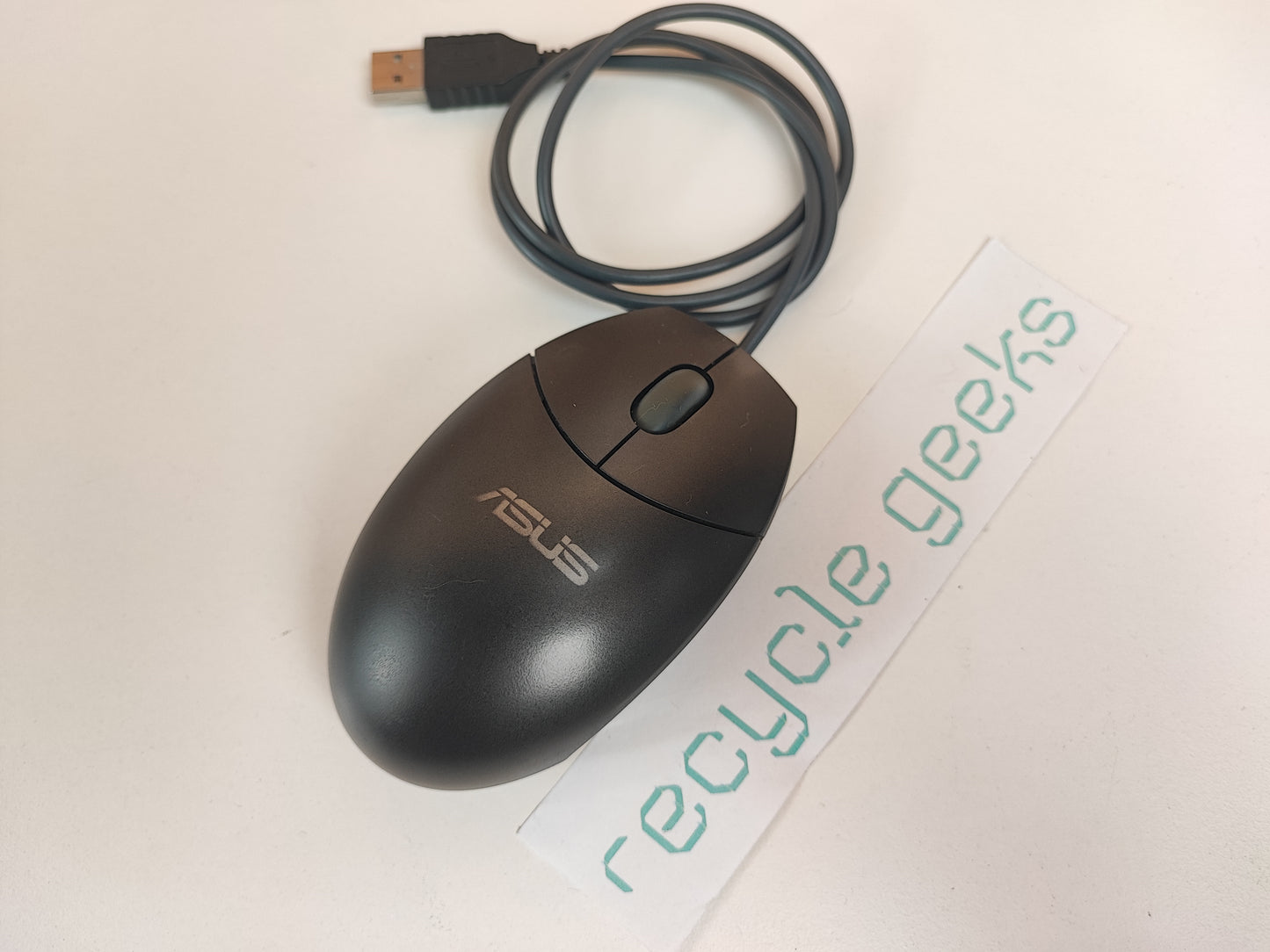 Rato Asus M-UV55a Estado: Razoável - C