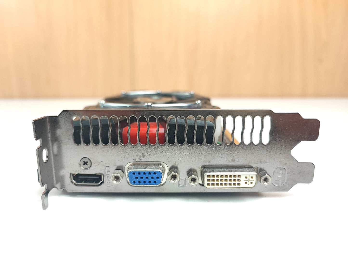 Placa Gráfica Asus ENGTX550 TI DI 1GB 1GB RAM DDR3 Estado: Muito Bom - B