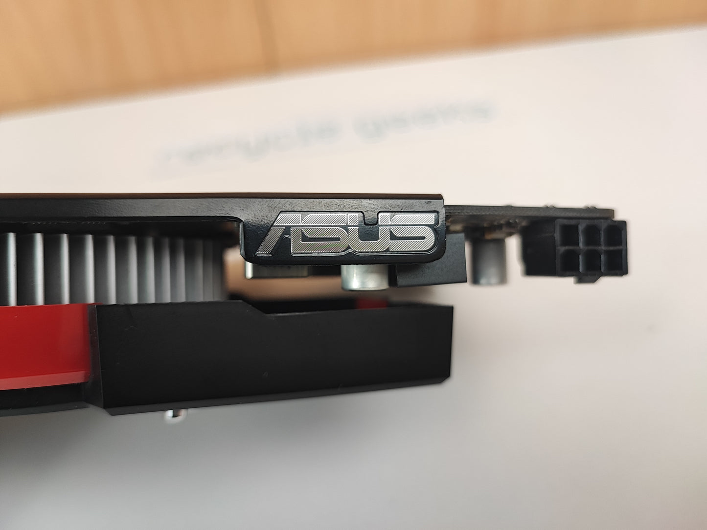 Placa Gráfica Asus ENGTX550 TI DI 1GB 1GB RAM DDR3 Estado: Muito Bom - B