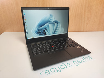 Lenovo Thinkpad E14 i3-10110U 8GB 256GB NVMe Win 11 | Excelente estado. Garantía de 3 años.