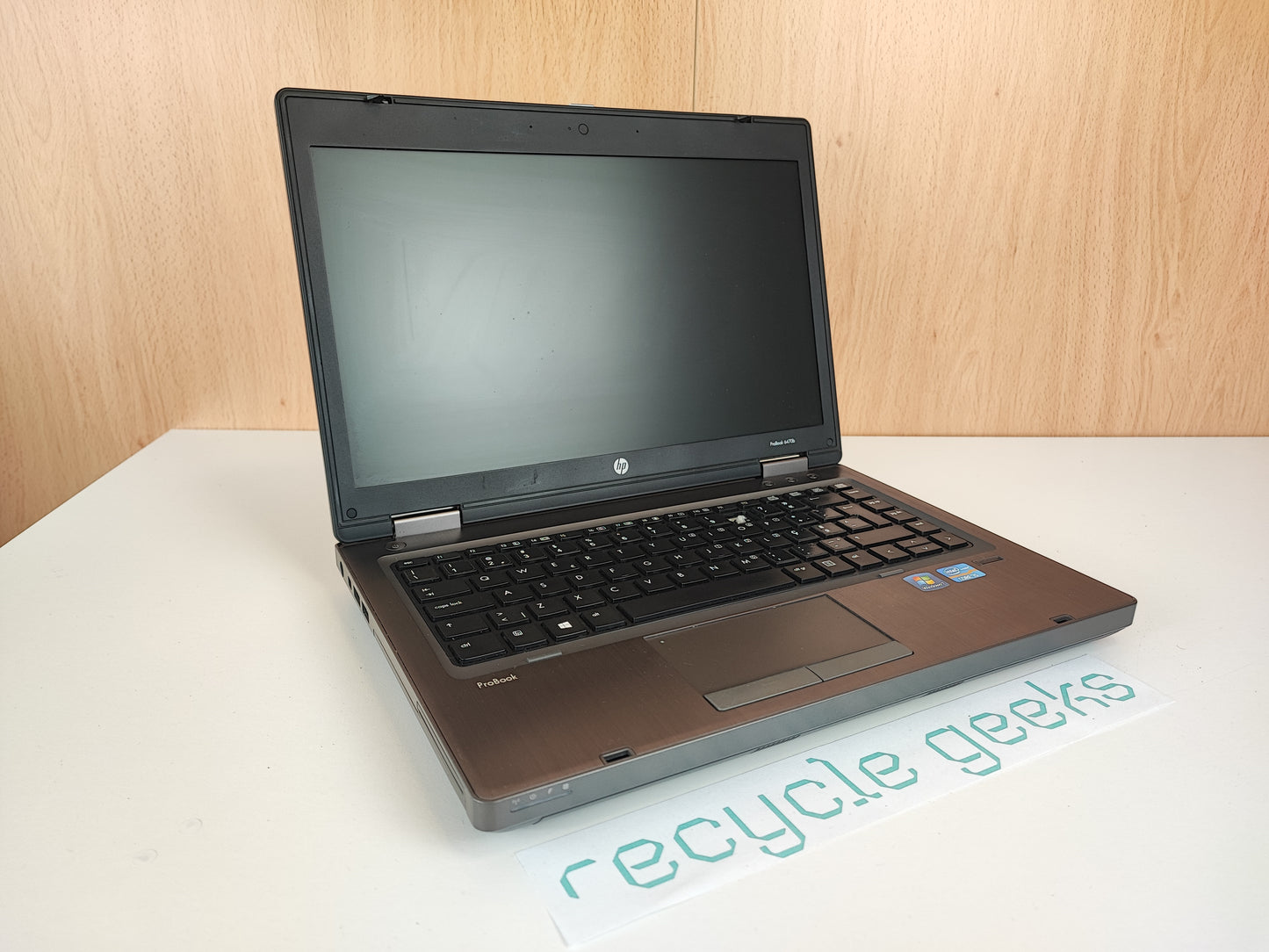 Portátil HP ProBook 6470b Intel Core i5-3210M 4GB DDR3 180GB HDD Linux Mint Teclado PT Portugal Estado: Razoável - C