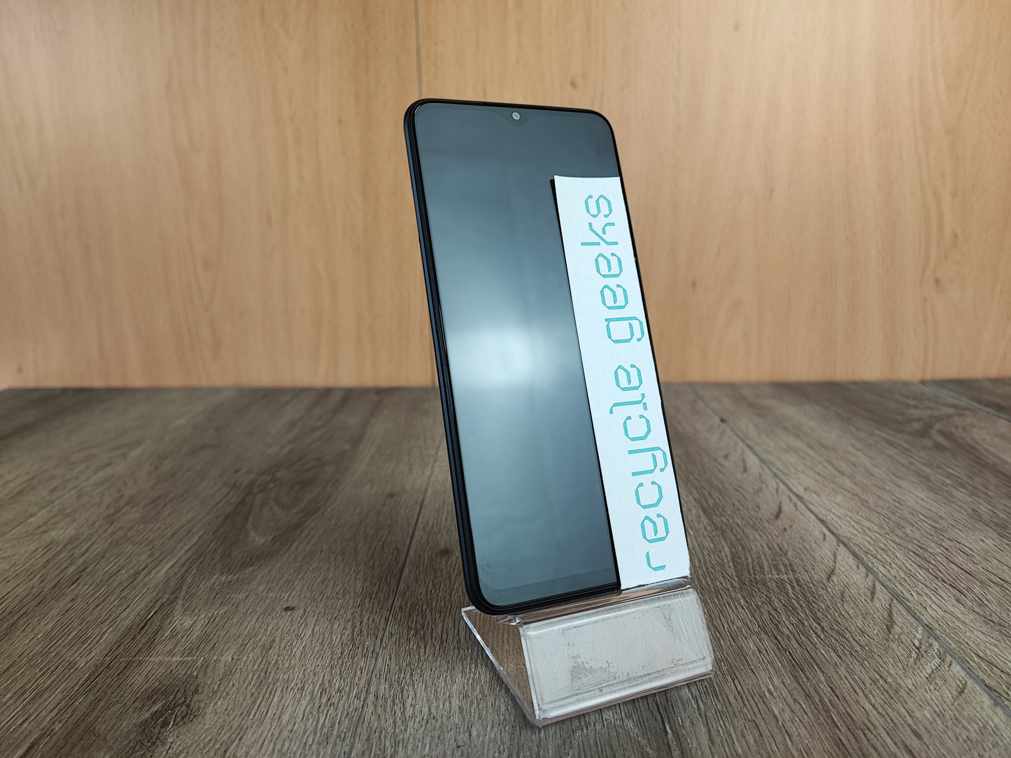 Telemóvel Redmi 9 Carbon Grey 3GB Ram 32GB Android Estado: Excelente - A