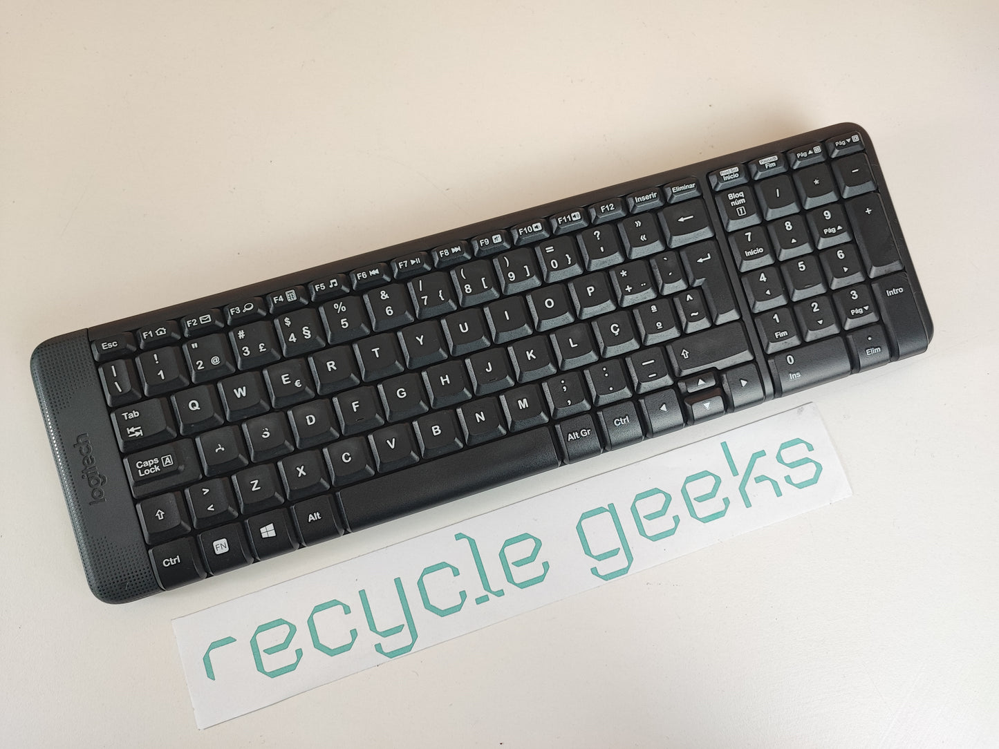 Rato e Teclado Logitech MK220 Estado: Razoável - C