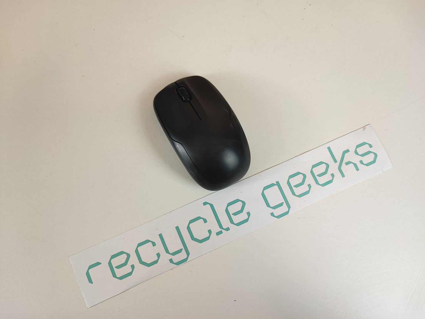Rato e Teclado Logitech MK220 Estado: Razoável - C