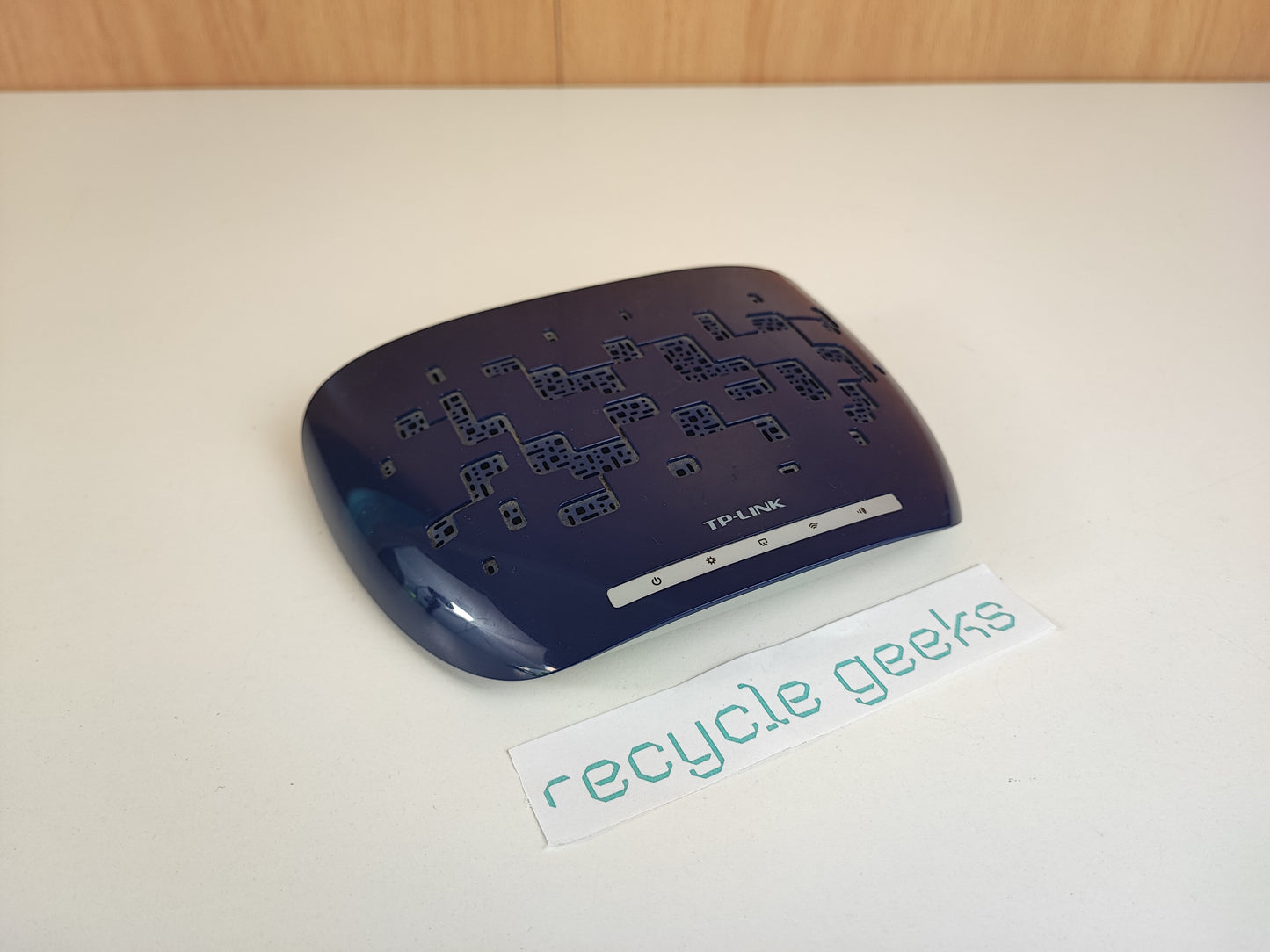 Redes e Routers TP-Link TL-WA830RE 300Mbps Wireless N Range Extender Estado: Muito Bom - B