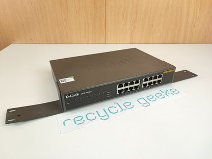 Redes e Routers Switch D-Link DES-1016D s/ fonte de alimentação Estado: Muito Bom - B