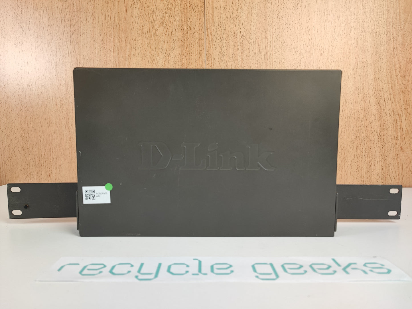 Redes e Routers Switch D-Link DES-1016D s/ fonte de alimentação Estado: Muito Bom - B