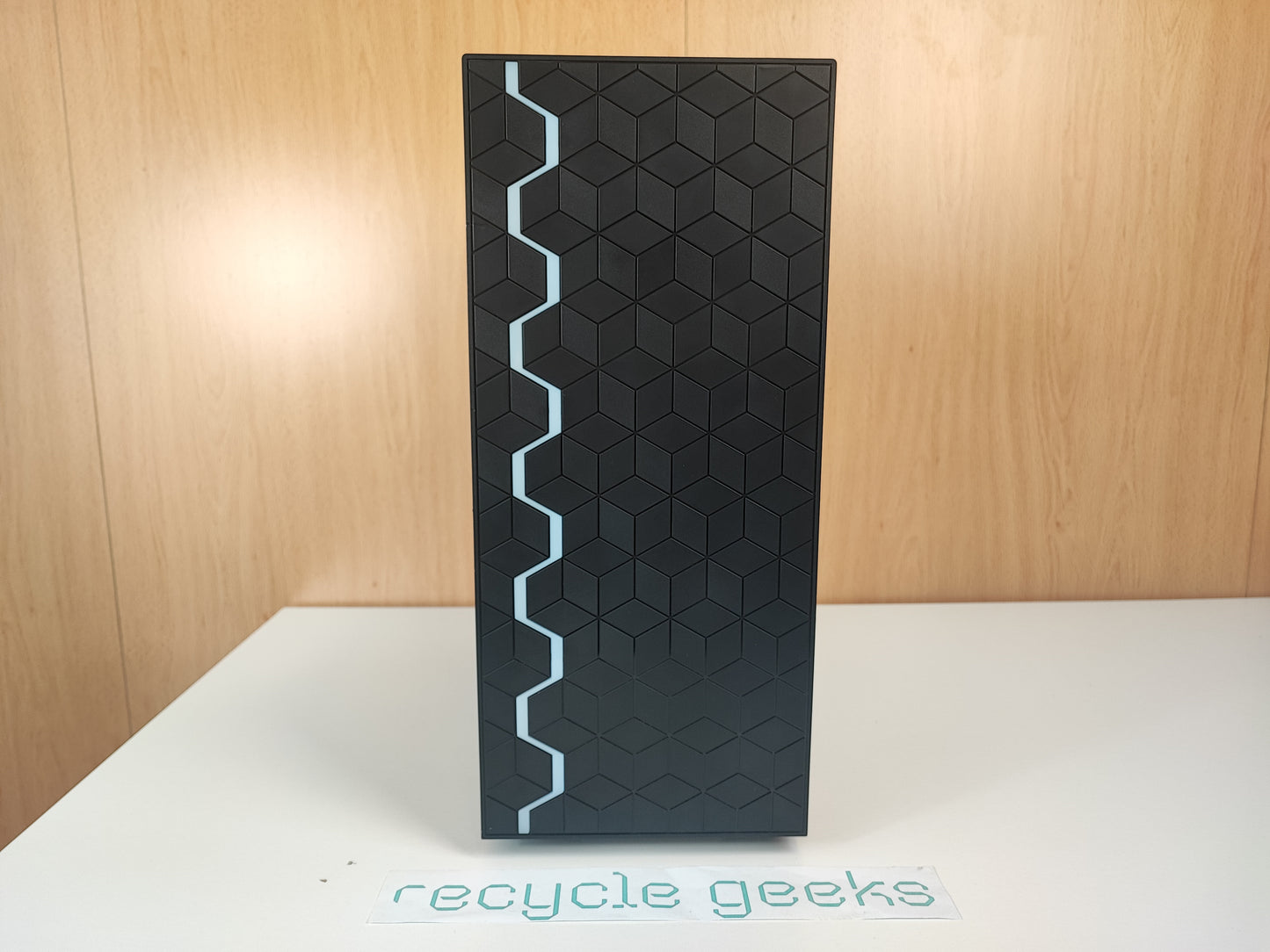 Desktop Gaming Xeon E5-2660 V1 12GB Ram 240GB SSD Nvidia GTX 1660 Super