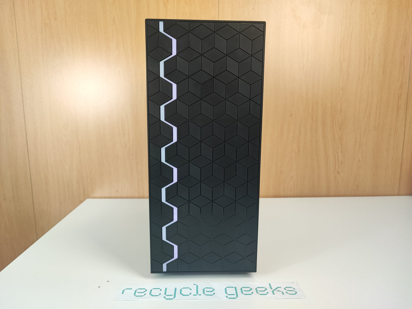 Desktop Gaming Xeon E5-2660 V1 12GB Ram 240GB SSD Nvidia GTX 1660 Super