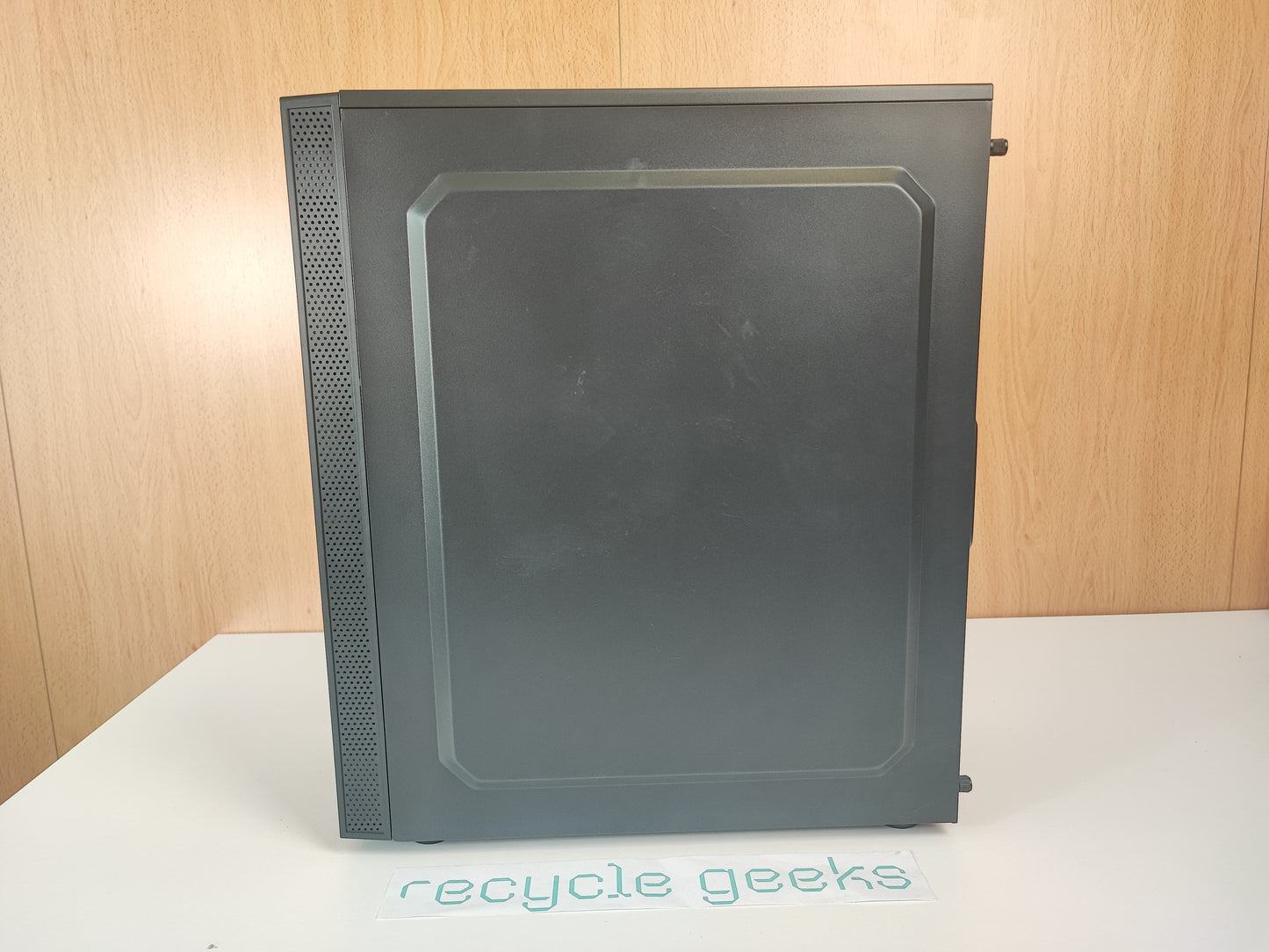 Desktop Gaming Xeon E5-2660 V1 12GB Ram 240GB SSD Nvidia GTX 1660 Super