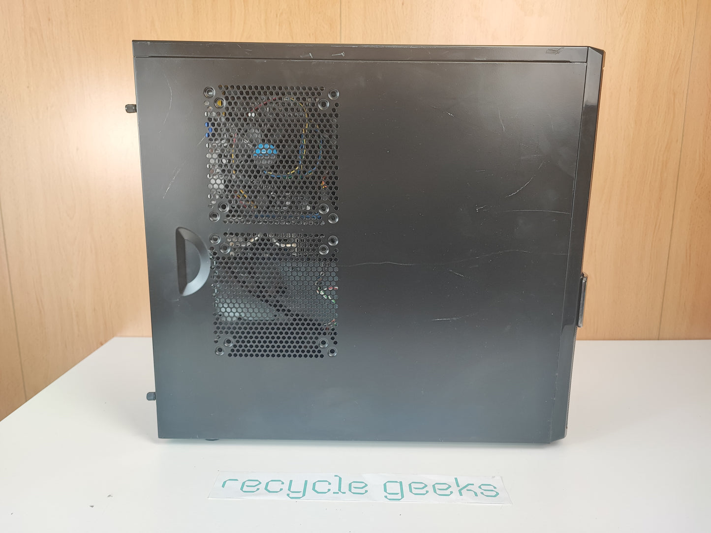 Computador Custom Intel Core i5-2500K 8GB DDR3 1TB HDD Linux Mint Estado: Razoável - C