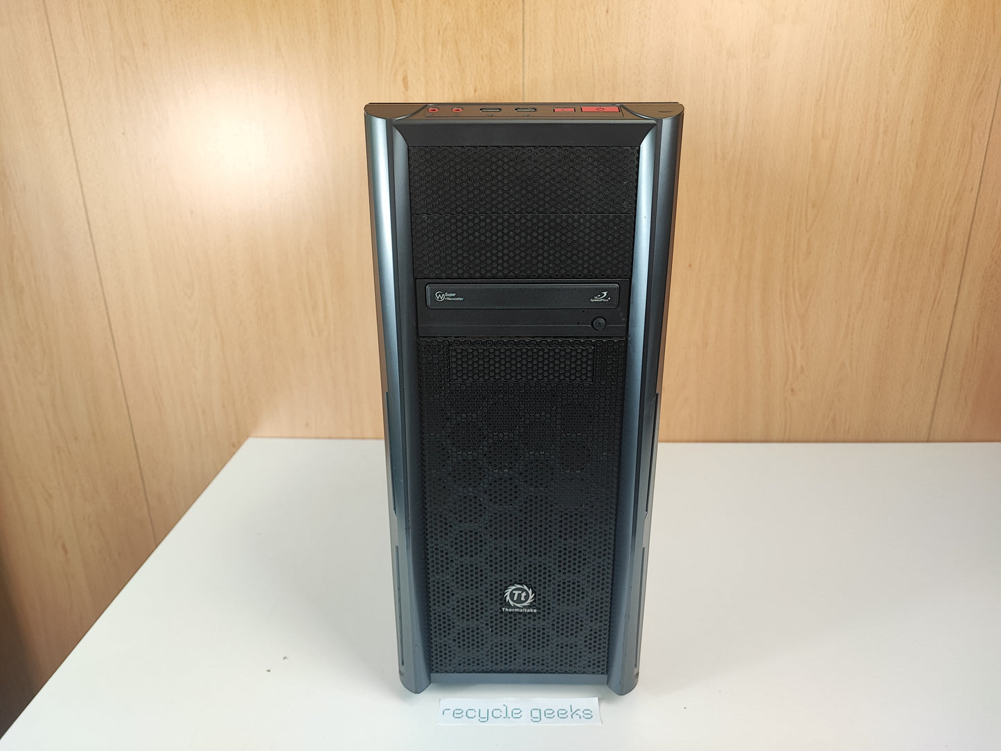 Computador Custom Intel Core i5-750 12GB RAM DDR3 500GB HDD Linux Mint Estado: Razoável - C