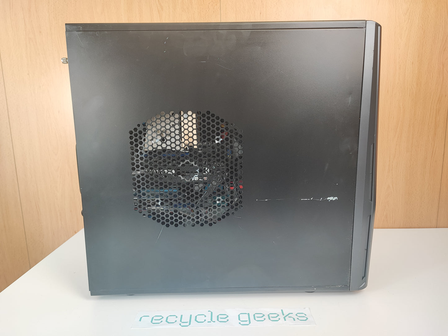 Computador Custom Intel Core i5-750 12GB RAM DDR3 500GB HDD Linux Mint Estado: Razoável - C