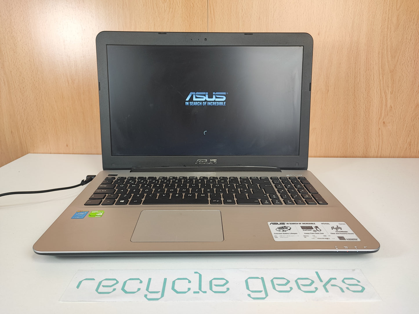 Portátil Asus X555LD Intel Core i7-4510U 8 RAM DDR3 1000 HDD Teclado PT Portugal Win 10 Estado: Razoável - C