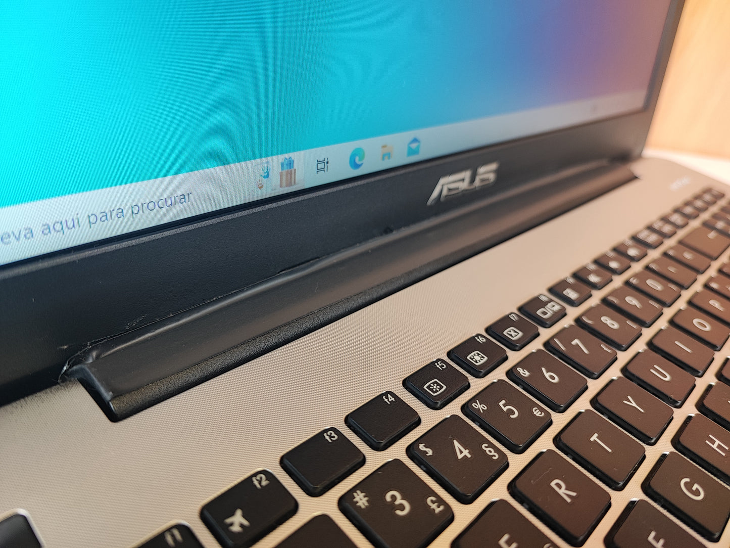 Portátil Asus X555LD Intel Core i7-4510U 8 RAM DDR3 1000 HDD Teclado PT Portugal Win 10 Estado: Razoável - C