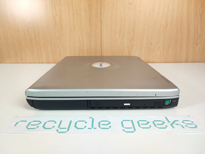 Portátil Compaq Presario 2100 AMD Athlon XP 700MB Ram 80GB IDE Teclado PT Portugal Estado: Muito Bom - B