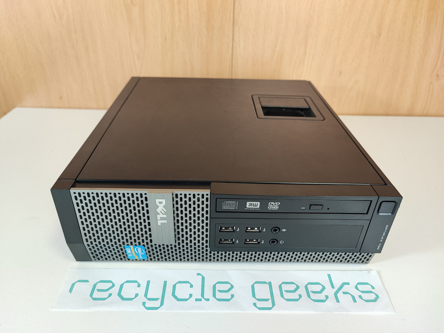 Dell SFF Optiplex 790 Intel Core i3-2100 8GB Ram 250GB HDD Linux Mint