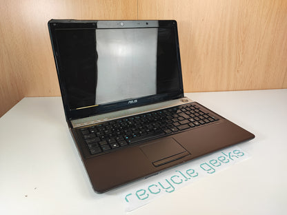 Portátil Asus N61J i5 520 4GB DDR3 500GB HDD Teclado PT Win 10 Portugal Estado: Razoável - C