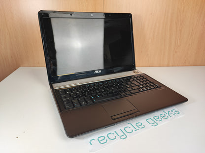 Portátil Asus N61J i5 520 4GB DDR3 500GB HDD Teclado PT Win 10 Portugal Estado: Razoável - C