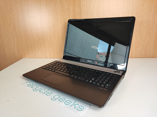 Portátil Asus N61J i5 520 4GB DDR3 500GB HDD Teclado PT Win 10 Portugal Estado: Razoável - C