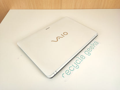 Portátil Sony SVF152A29M Intel Core i3-3227U 8GB RAM 500GB HDD Teclado PT Portugal Estado: Razoável - C