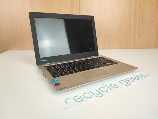 Portátil Toshiba SATELLITE CL10-B-103 Intel Celeron N2840 2GB RAM 30GB eMMC Teclado PT Portugal Estado: Muito Bom - B