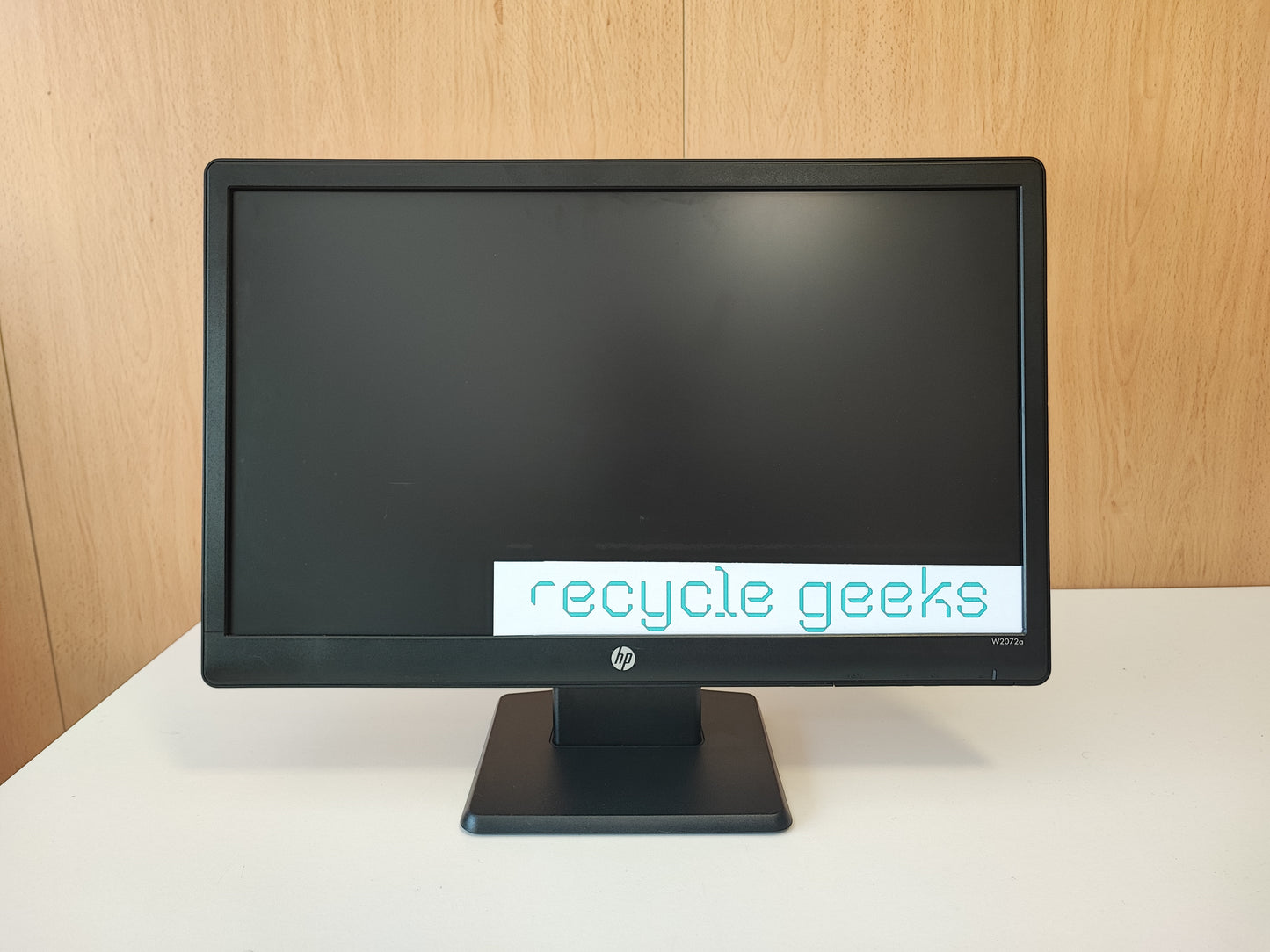Monitor HP W2072a 20'' LED 1600x900 DVI VGA Estado: Muito Bom - B
