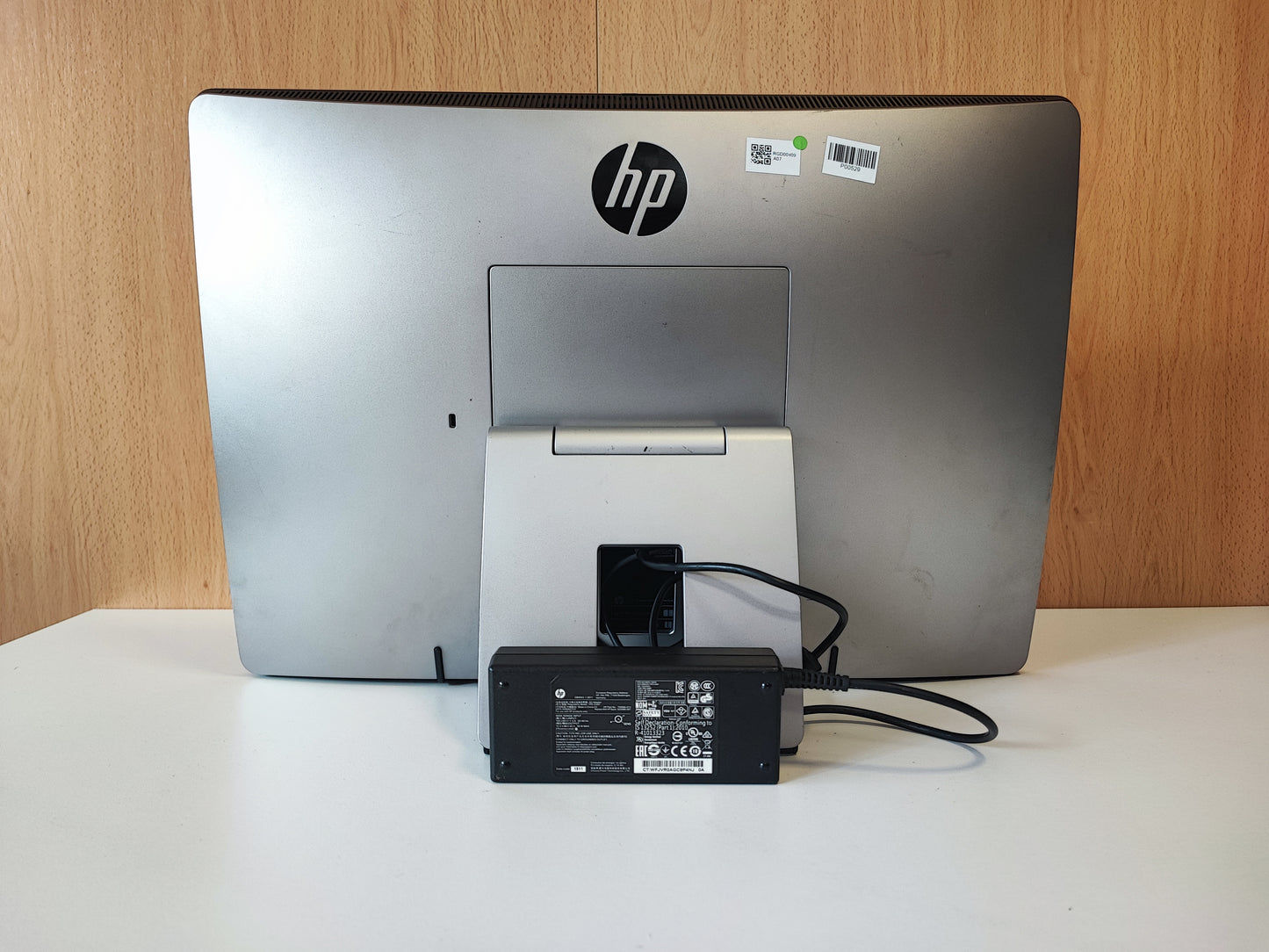 All in One HP ProOne 400 G2 20-in Non-Touch Intel Pentium G4400T 8GB RAM DDR4 512GB SSD SATA Estado: Muito Bom - B
