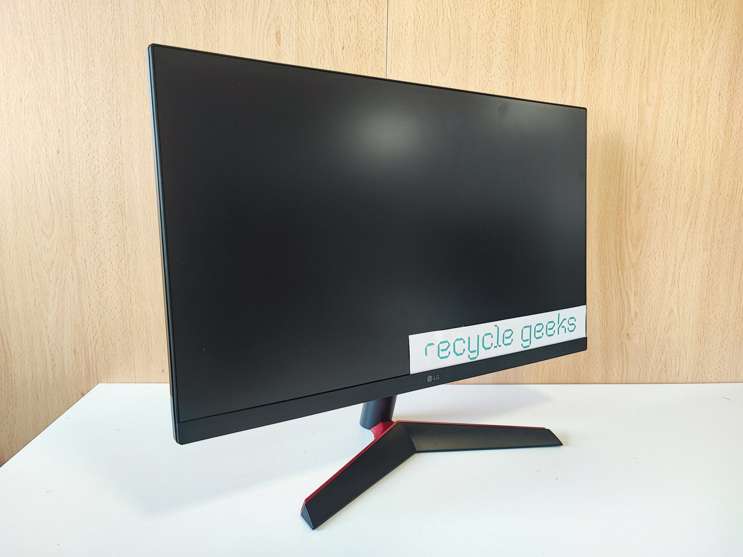 Monitor LG Ultragear 24GN600 24’’ 144Hz