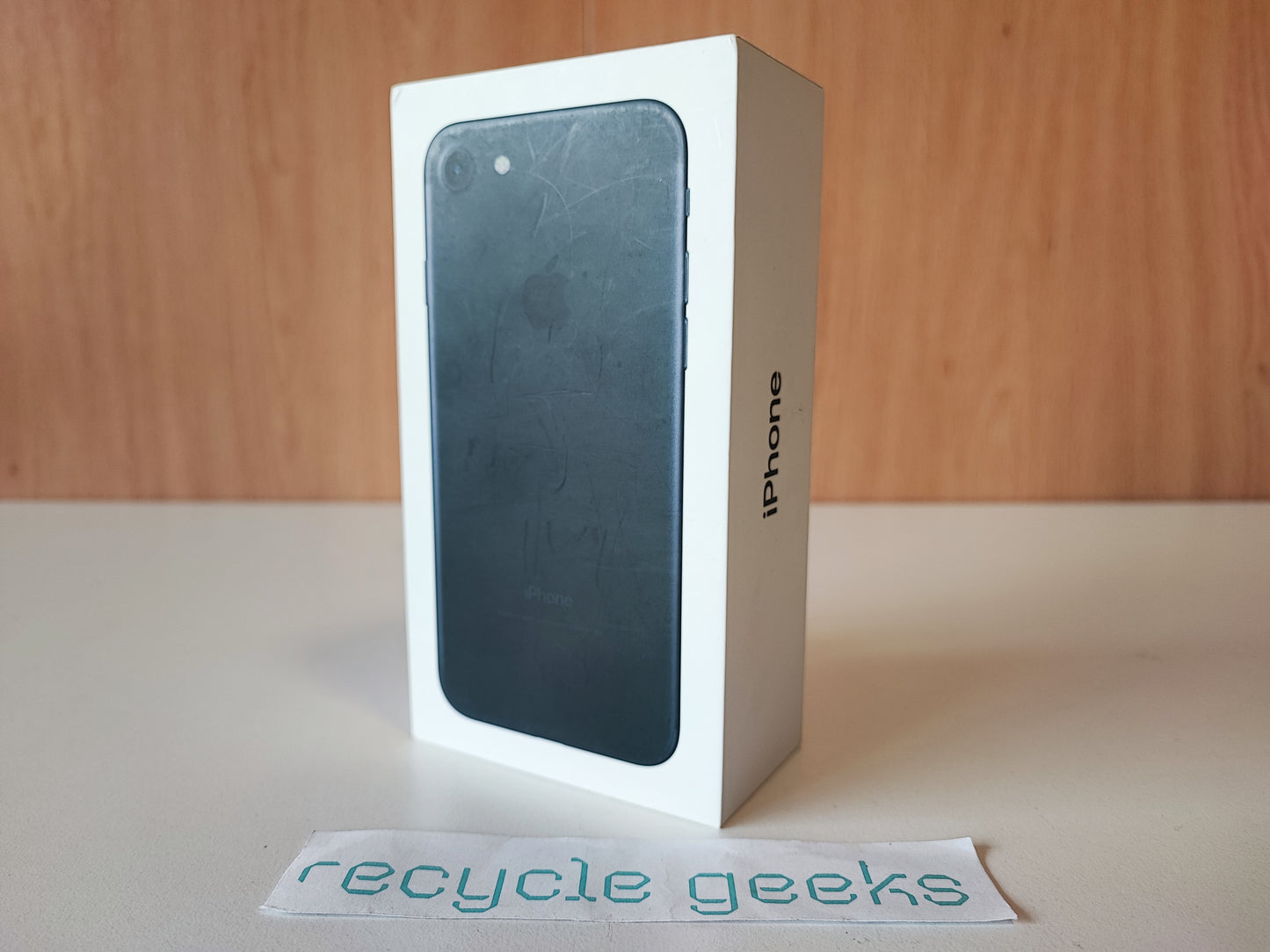 Telemóvel Apple iPhone 7 Black MN8X2QL/A A1778 32GB  Estado: Excelente - A