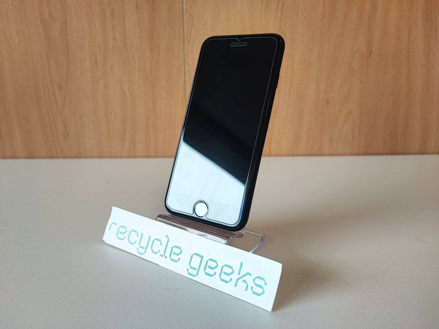 Telemóvel Apple iPhone 7 Black MN8X2QL/A A1778 32GB  Estado: Excelente - A