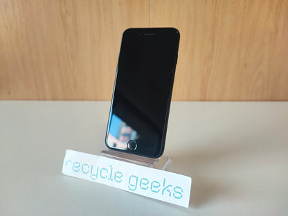 Telemóvel Apple iPhone SE Black MXVT2QL/A A2296 256GB  Estado: Para peças - F