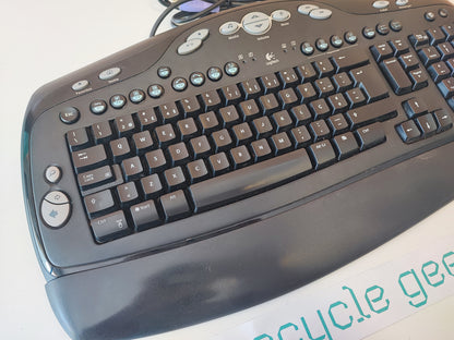 Teclado Logitech BH52 PS2 Estado: Excelente - A