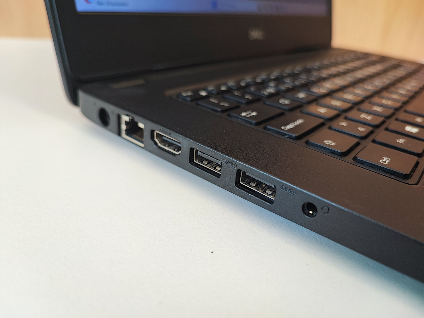 Dell Latitude 3480 i5 7200U 8GB RAM 240GB SSD Teclado PT Bateria Nova Win 11 Estado: Muito Bom - B