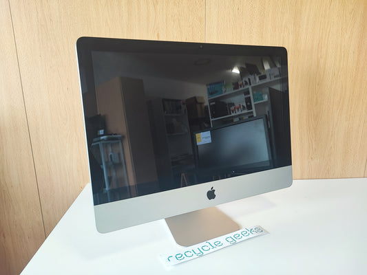 Computador Fixo Apple iMac 21,5'' A1311 i5 2400 4GB RAM 500GB HDD OS Elementary Estado: Muito Bom - B
