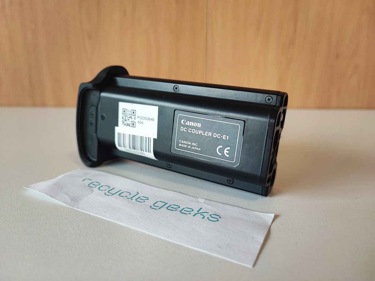 Adaptador Original Bateria Canon DC COUPLER DC-E1 (black) — Condição: Excelente