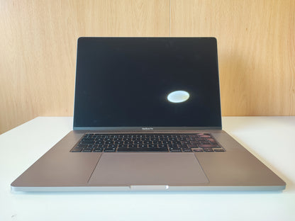 Apple MacBook Pro A2141 Ecrã 16" Retina i9 64GB Ram DDR4 1TB SSD AMD Radeon Pro 5500M macOS Tahoe Cinzento Sideral