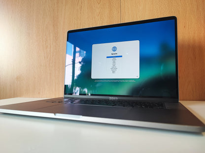 Apple MacBook Pro A2141 Ecrã 16" Retina i9 64GB Ram DDR4 1TB SSD AMD Radeon Pro 5500M macOS Tahoe Cinzento Sideral