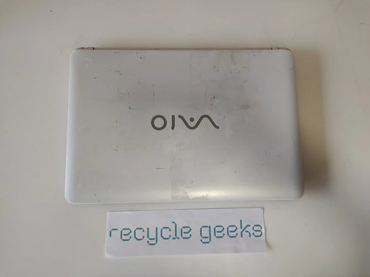 Portátil Sony Vaio SFV152A29M i3 3217u 6GB RAM DDR3 1TB HDD Teclado PT Portugal Estado: Satisfatório