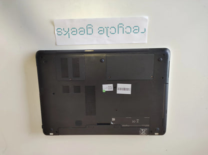 Portátil Sony Vaio SFV152A29M i3 3217u 6GB RAM DDR3 1TB HDD Teclado PT Portugal Estado: Satisfatório