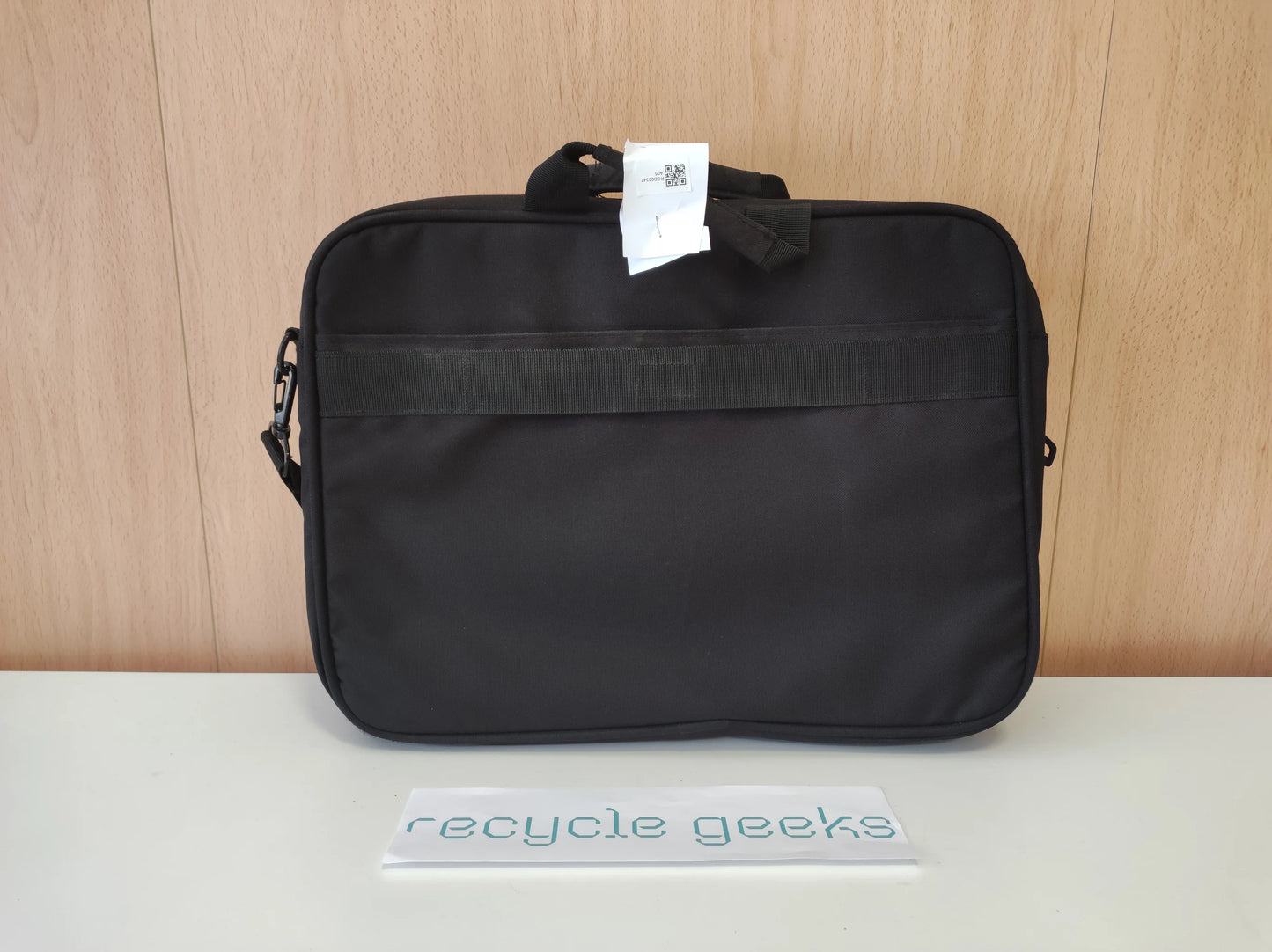 Dicota laptop bag (15.6" - Black)