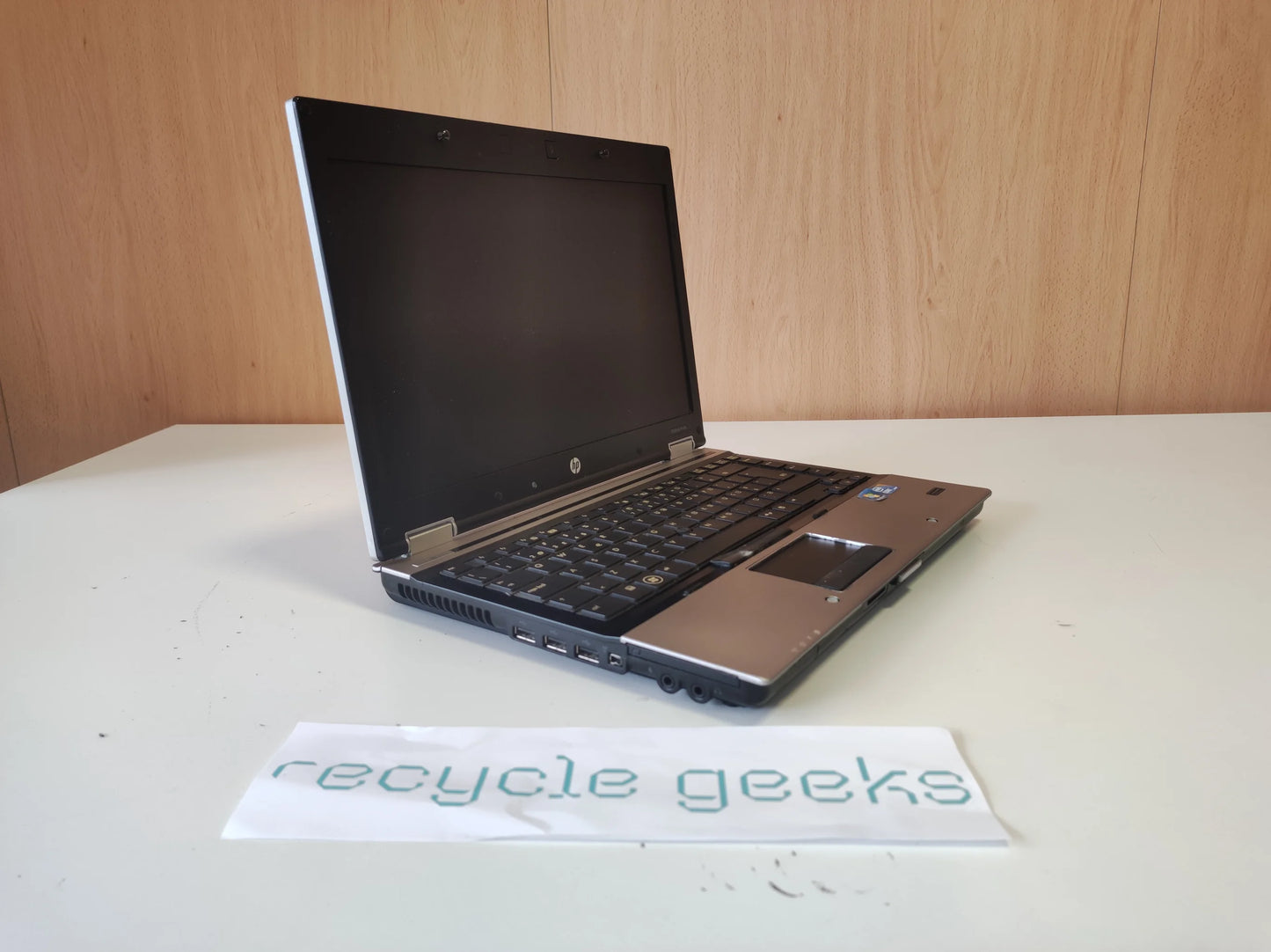 HP EliteBook 8440p i5 540M 2GB RAM 320GB HD Status: Satisfactory