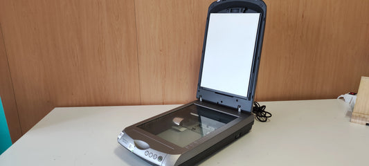 Epson Perfection 3170 Desktop J161A Color USB Photo Flatbed Scanner